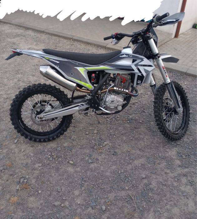 Cross Enduro Thumpstar TSF 250S