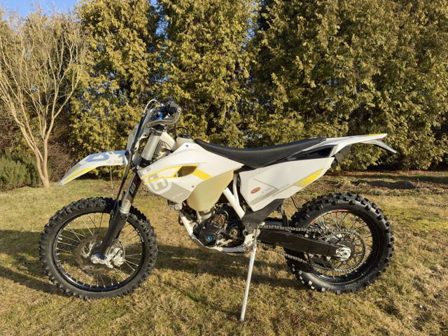 Husqvaran FE 250 ze Szwecji Rekluse Homologacja