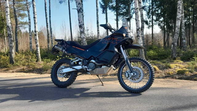 KTM 950 LC 8 rok 2005