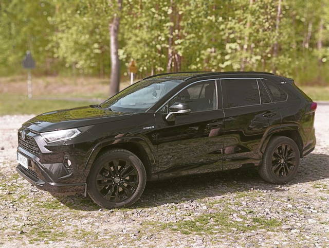 RAV4 JBL Black Edition Hybrid 4x4 prywatnie pełna FV 23% WYCISZONA