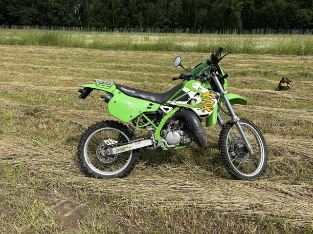 Kawasaki KDX 125 Enduro Cross  2T A1 / B Dobry stan