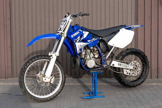 Yamaha YZ250 2T, rok modelowy 2003