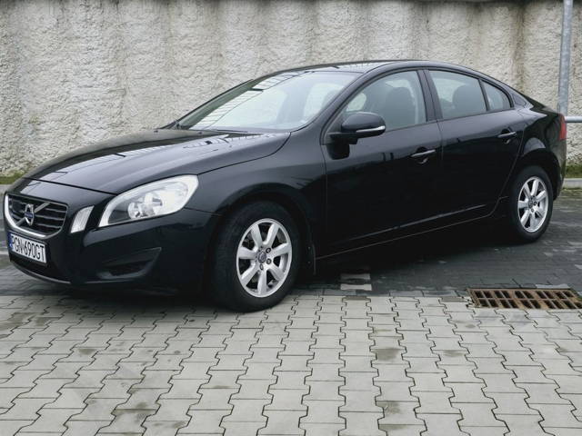 Volvo S60 1,6 D ,Radar, tempomat aktywny  bardzo ładny zadbany