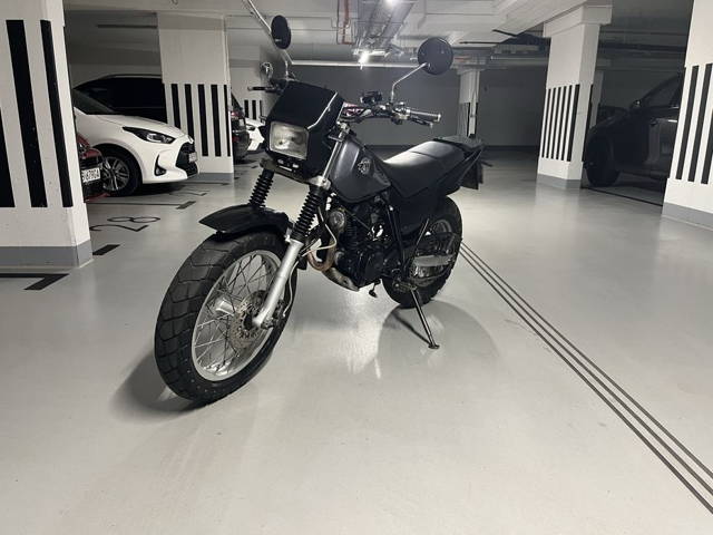 Yamaha TW 125 -kat B
