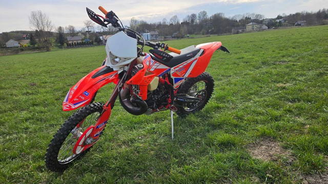BETA 300 RR z rozrusznikiem zarejestrowana, GAS GAS