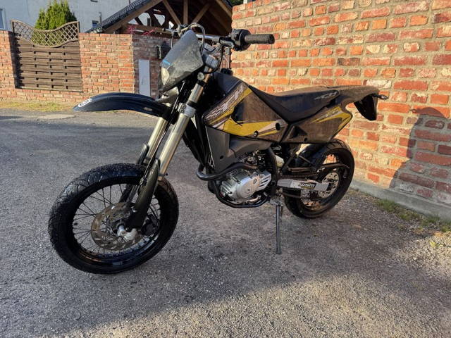 Husqvarna CH 125 Team Azzalin