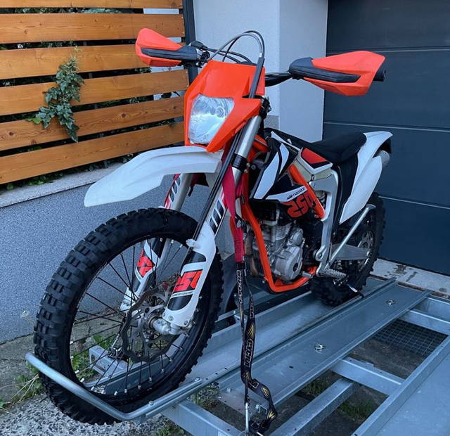 KTM Freeride 250