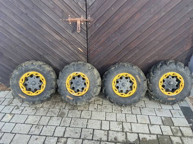 Koła opony maxxis sunf Can am renegade 800R outlander felgi beadlock