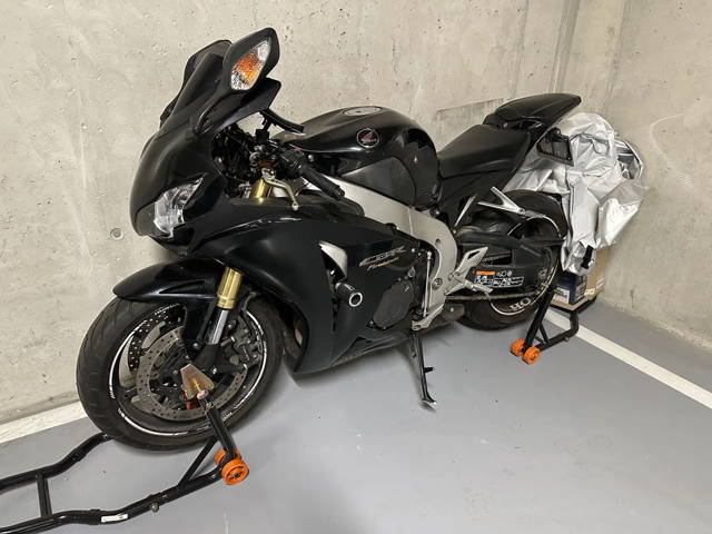 Honda CBR1000RR 2011 ABS