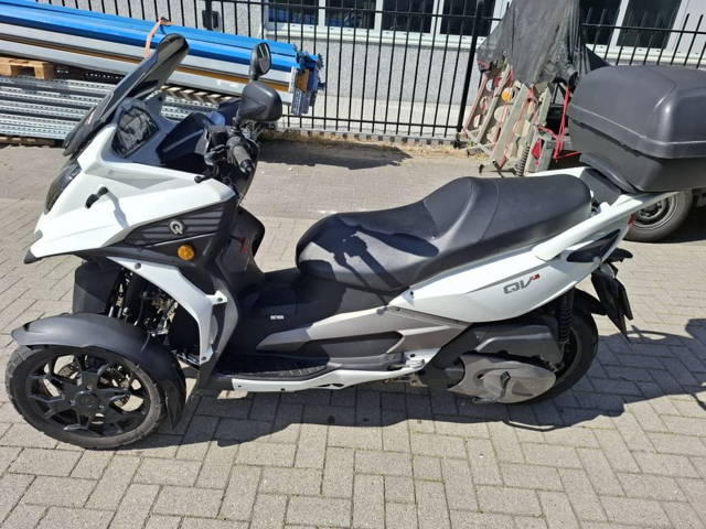 Quadro QV3. 2022.Przebieg 10tyś, jak MP3