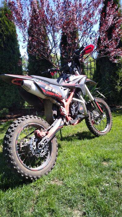 Cross 125 rocznik 2022