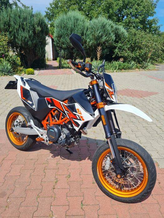 KTM 690 smc-r 2017r  13Kkm dużo dodatków supermoto 701 sm 700