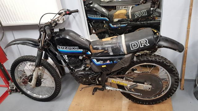 Suzuki DR 125 Cross 1982 rok