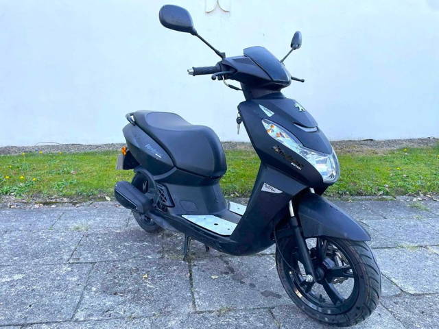2022R Skuter Peugeot Kisbee 50 4T 100%Sprawny Niski Przebieg TRANSPORT