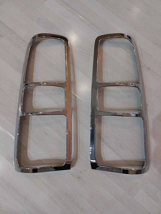Nakładki na swiatla tylne Suzuki Jimny