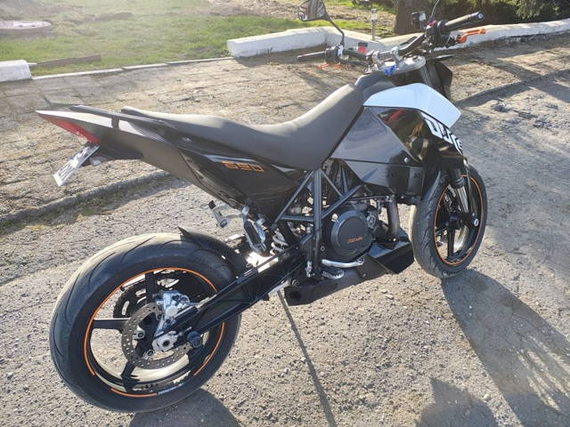 KTM 690 Duke wtrysk supermoto enduro