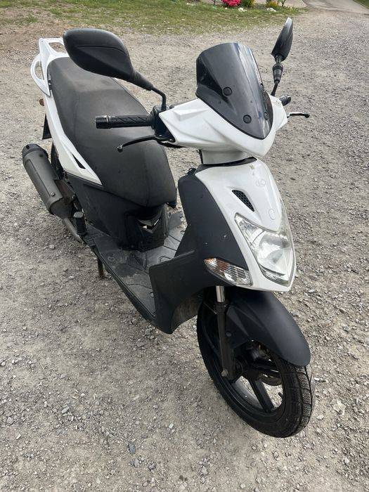 Skuter Kymco Agility City 125 4t USZKODZONY