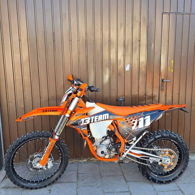 Sprzedam exc-f 250