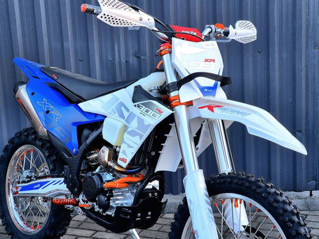 ASIX XR-99 300cc ! CROSS ! NOWY! Gratisy! CHŁODZENIE CIECZĄ! 6 biegów!