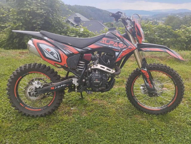 Cross Alfarad R6 250