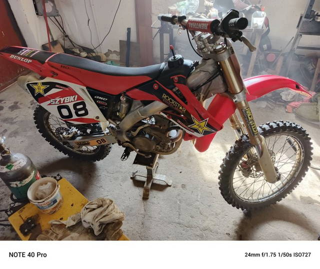 Honda CRF 250 R 2005r