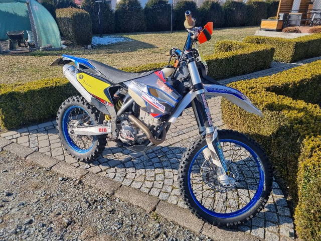 Sprzedam crossa Husaberg