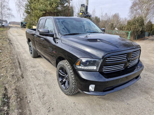 Dodge RAM SPORT 5.7 HEMI 4x4 Quad cab Zarejestrowany!