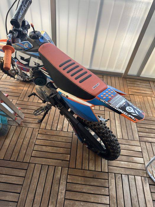 YCF 88 Pit Bike cross