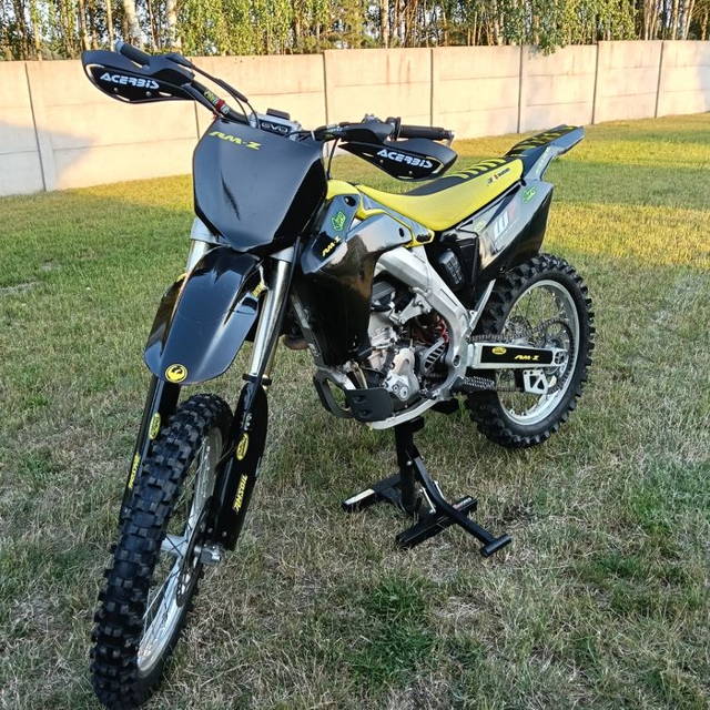 Suzuki RMZ 450 cc