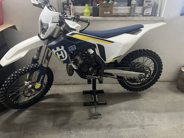 Husqvarna tc 125    2016r(ktm)
