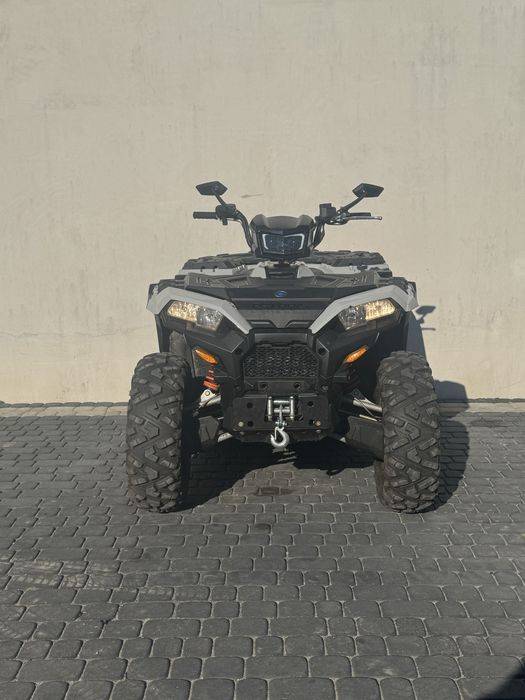 Polaris Sportsman 1000 XP   Can am