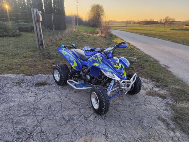 Yamaha Raptor 660