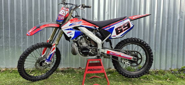 HONDA CR 250 2T 2001 rok  FMF  Alu Rama / rm kx yz sx 125 300 /