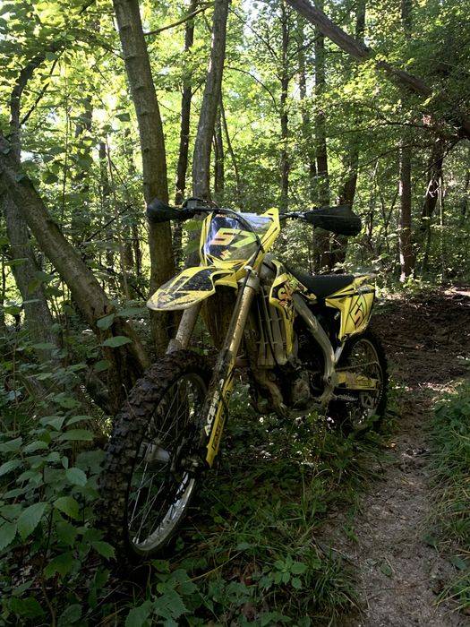 Suzuki rmz 250 (KTM,Yamaha,Honda,Kawasaki)