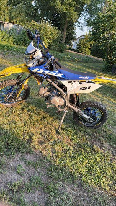 ASIX 125 MZK cross