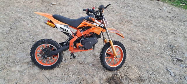 Mini.    cross.   50