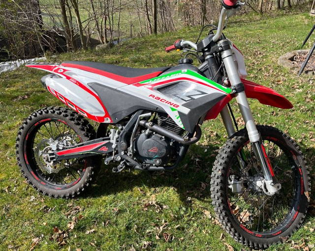 Sprzedam RFZ Apollo Lizard 250ccm