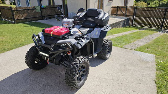 Quad polaris sportsman XP 1000