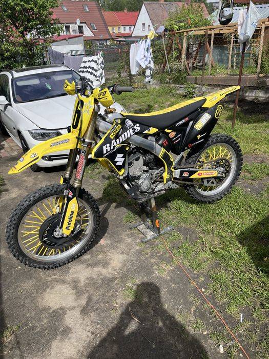 Cross Suzuki RMZ250
