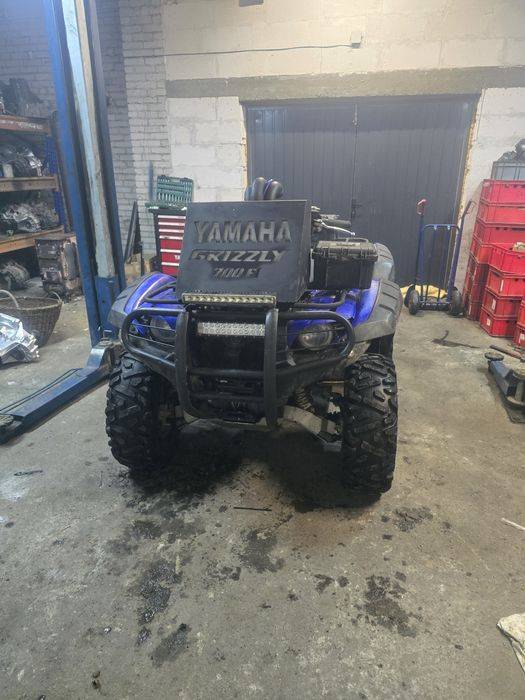 Yamaha grizzly 700