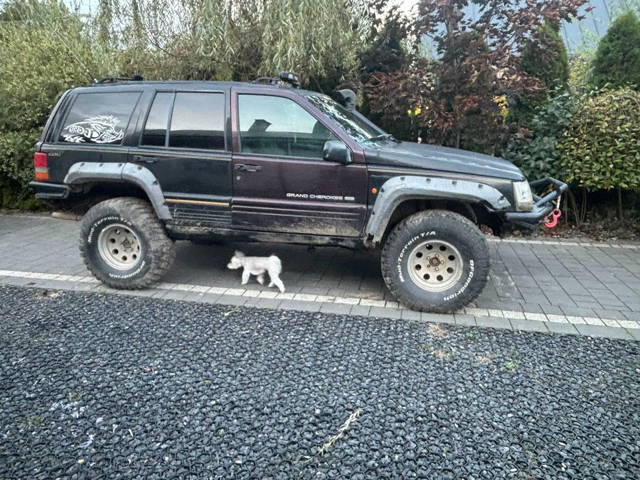 Jeep Cherokee 4l gaz terenowy 93r