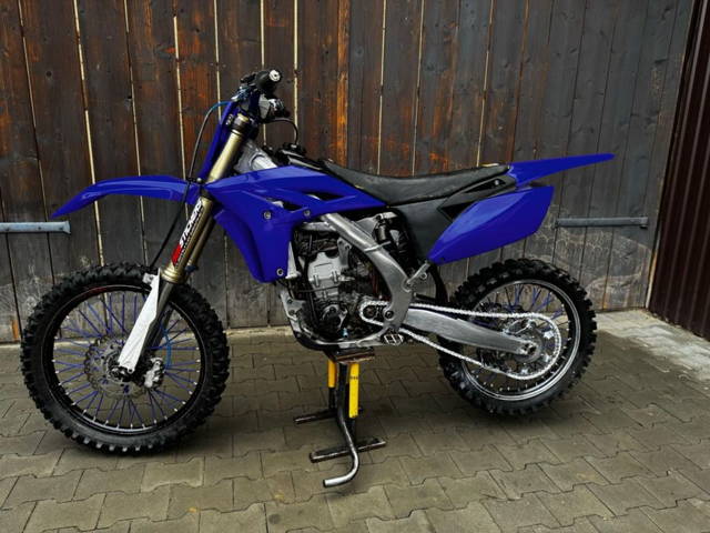 Motocykl Yamaha YZF 250