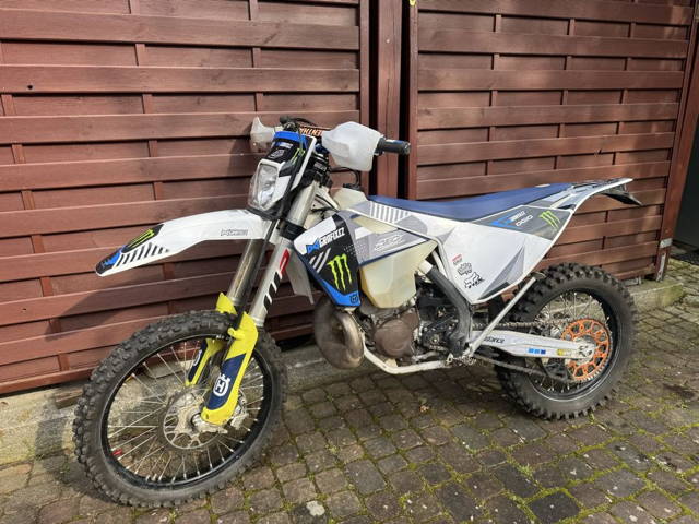 HUSQVARNA TE250i tpi 2018 KTM TE 250