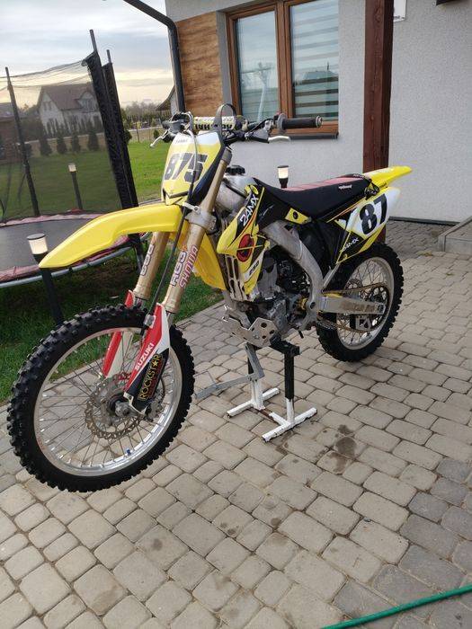 Suzuki rmz 250 wtrysk