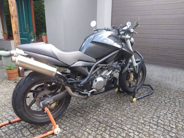 Cagiva Raptor 1000, streetfighter