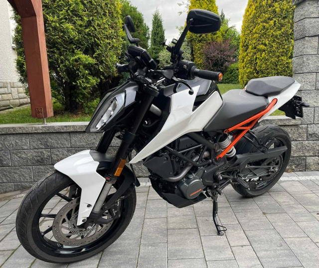 2017 KTM Duke LIFT 125 ABS 15 KM Transport Bezwypadkowy Naked