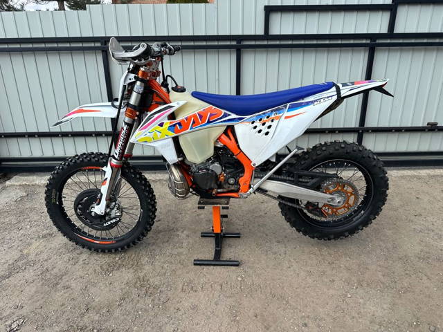 KTM 300 EXC TPI sixdays nie 250
