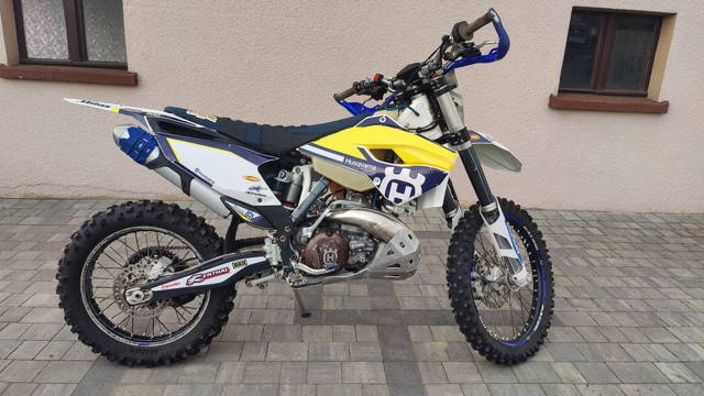 Husqvarna TE 300 2t gaźnik