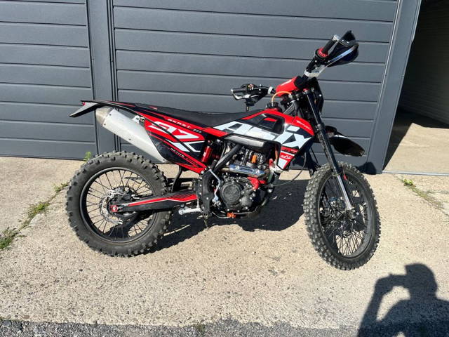 Sprzedam swój motocykl crossowy ASIX XT 97 (rocznik 2024)