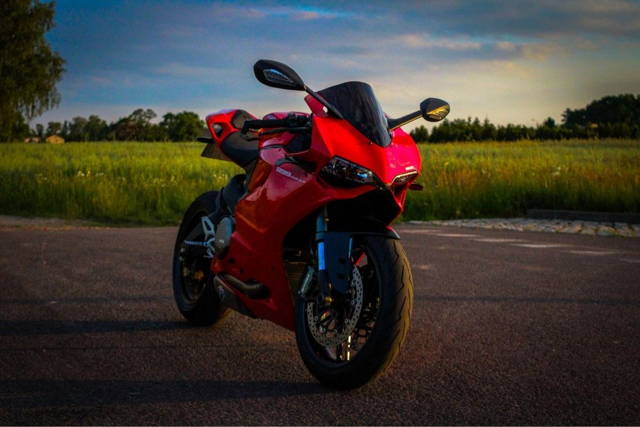Ducati panigale 899 v2 PILNIE SPRZEDAM